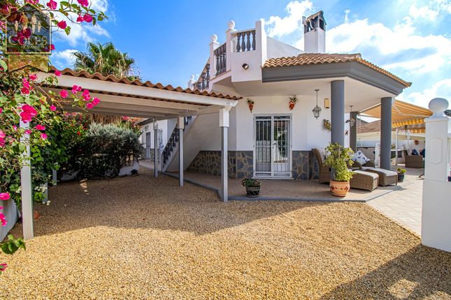 Villa for sale in Calle Poeta Domingo Nicolas, Arboleas, Almería, Andalusia, Spain