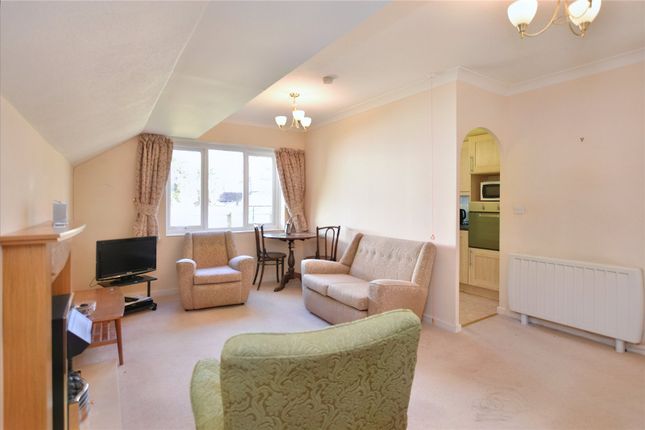 Flat for sale in Homegarth House, Wetherby Road, Roundhay, Leeds
