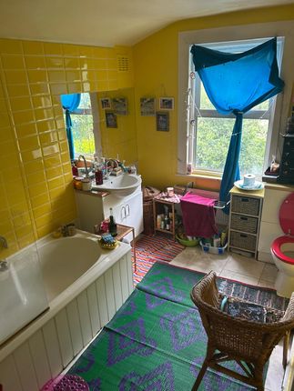 48, Hampden Road, Greater London photo 5