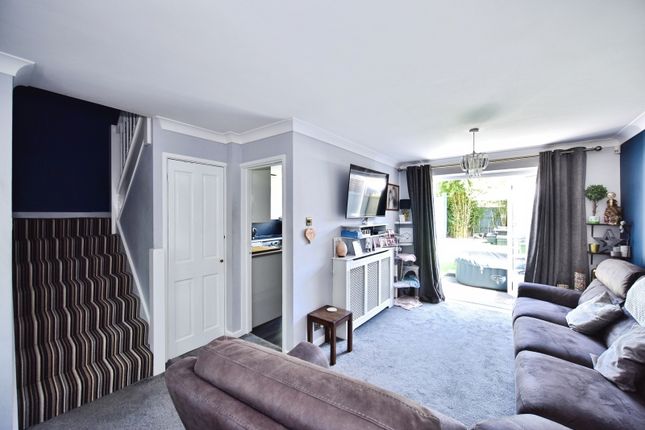 14, Ryan Drive, Maidstone photo 2