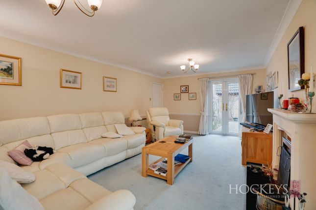 Detached house for sale in Kingfisher Close, Bourn
