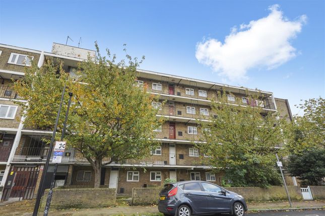 Flat to rent in Pepys House, Kirkwall Place, Bethnal Green