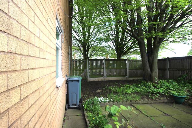 Terraced house to rent in Whitford Walk, Manchester