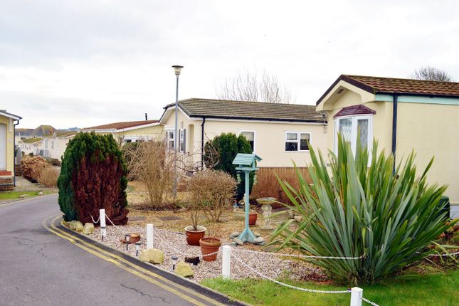 1, Cerne Villa Park, Chickerell Road, Weymouth photo 4