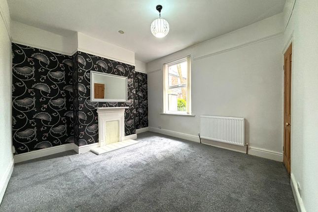 Terraced house to rent in Davyhulme Road, Manchester