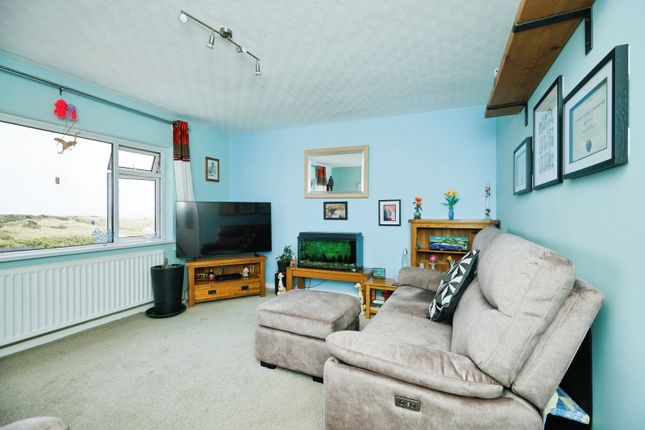 Flat 7 Sarn Badrig,, Embankment Road, Gwynedd photo 4