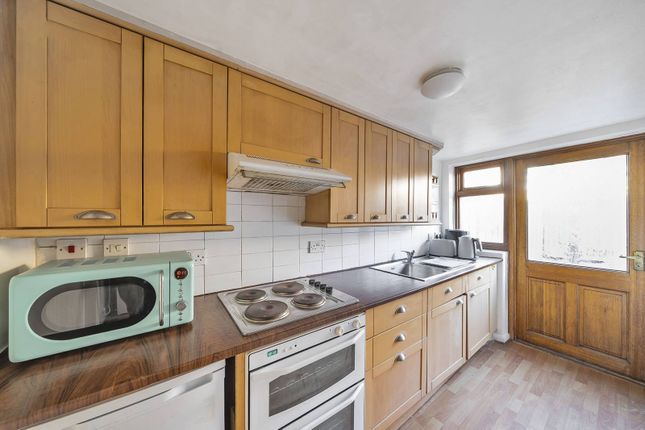 Terraced house for sale in Morley Avenue, Wood Green, London