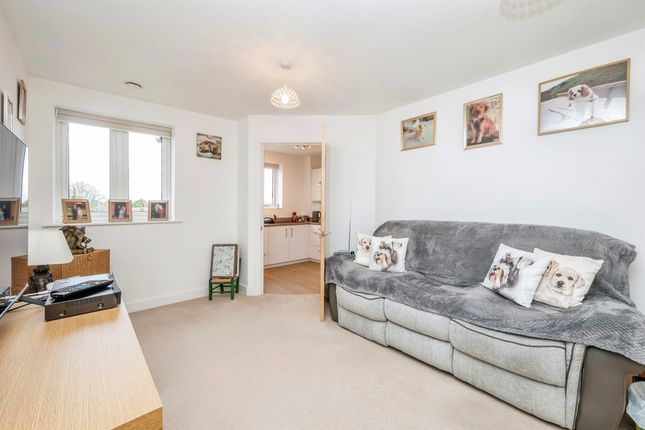 Flat for sale in Homestead Place, Stalham, Norwich