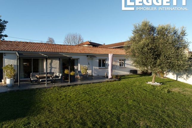 Thumbnail Villa for sale in Castelbiague, Haute-Garonne, Occitanie