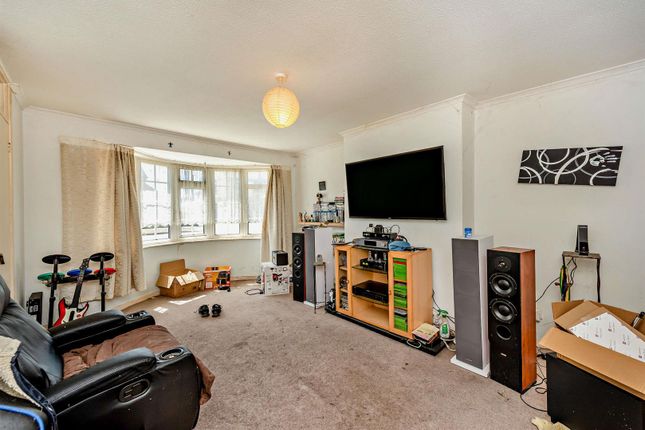 22, Nicolson Drive, Shoreham-By-Sea photo 2