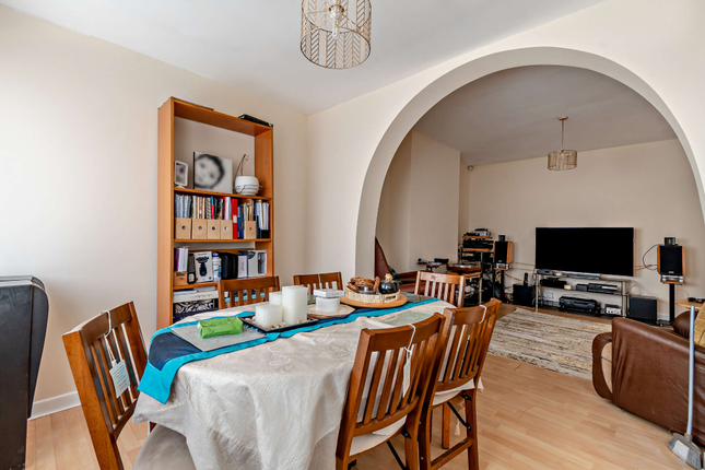 6, Wood Lane, Birmingham photo 4