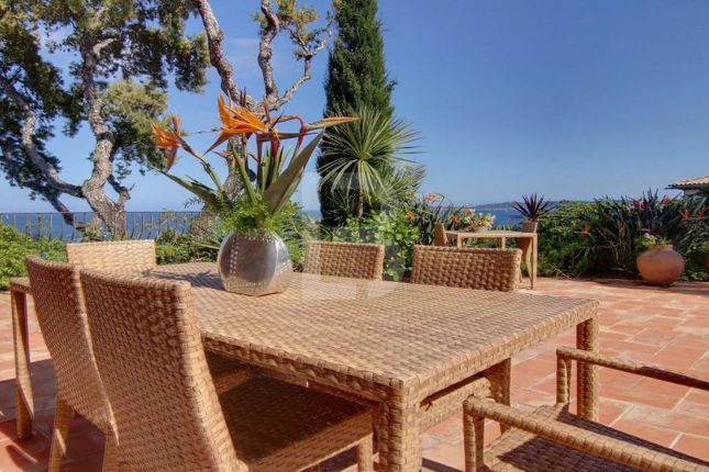 Detached house for sale in Sainte-Maxime, 83120, France