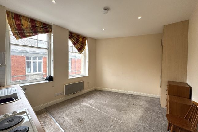 21 Pembroke Buildings, Cambrian Place, Swansea photo 4