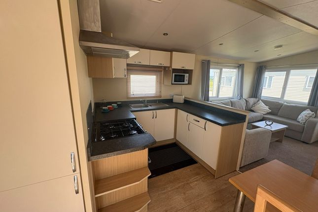 Orchard Views Holiday Park, Burmarsh Road, Romney Marsh photo 3
