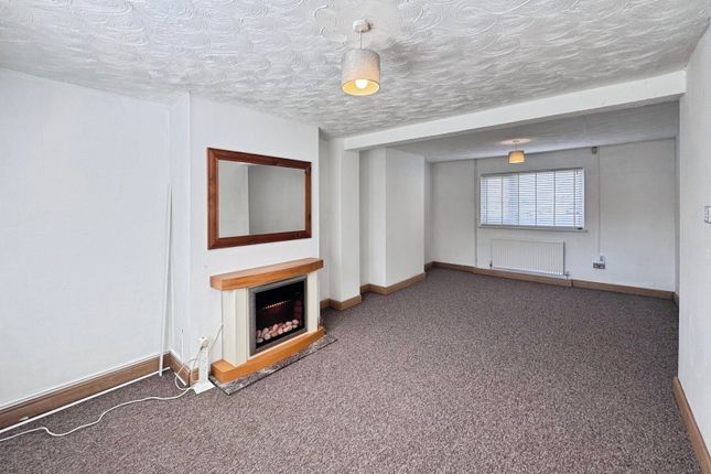 18, Waun Avenue, Port Talbot photo 2