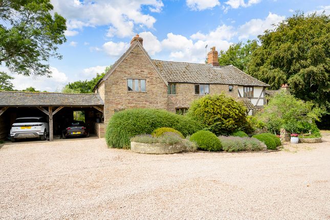 2-2-The Farmhouse Woodhouse Farm-1