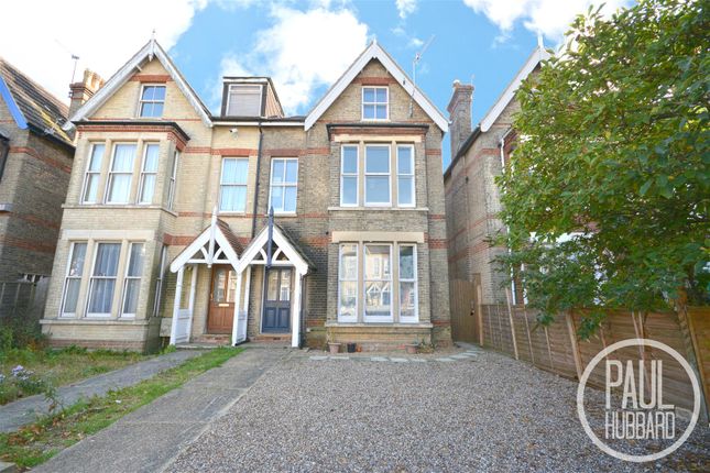 3-bed house on 330, London Road South, Lowestoft, £230,000