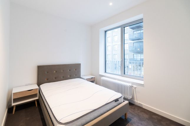 Flat 101, Rendel House, London photo 5