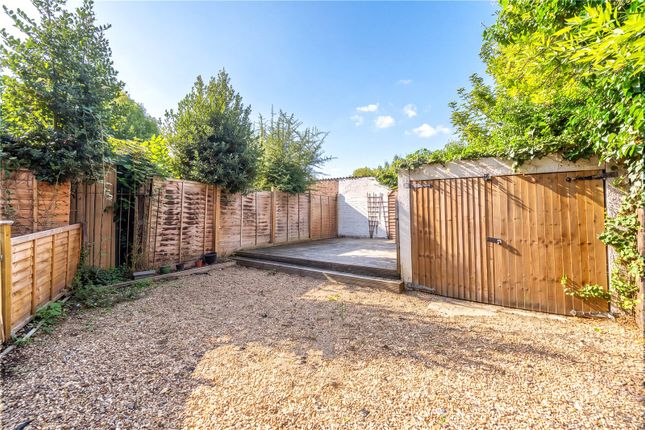 Flat 3,, 27, Stanley Road, Teddington photo 2