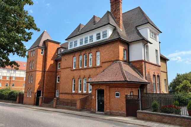Flat 3, Bayview West Cliff Gardens, West Cliff Bournemouth photo 3