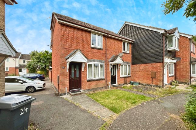 End terrace house to rent in Chester Place, Broomfield, Chelmsford