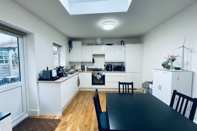 Thumbnail Flat to rent in Franciscan Road, London