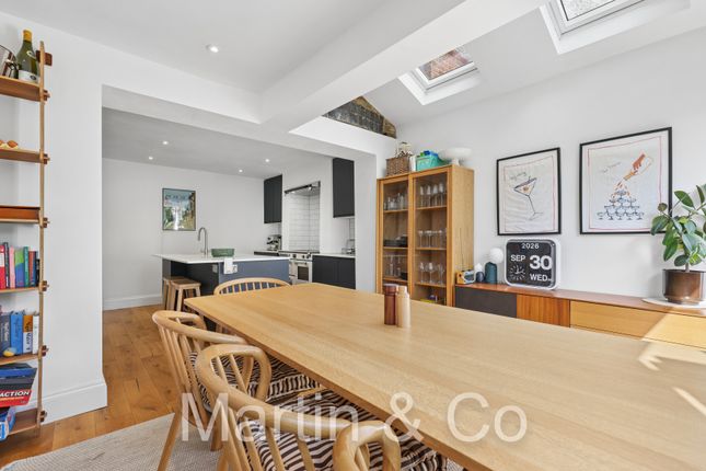 4, Duppas Avenue, Croydon photo 3