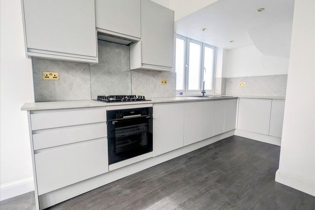 Detached house to rent in Sunset Road, Herne Hill, London