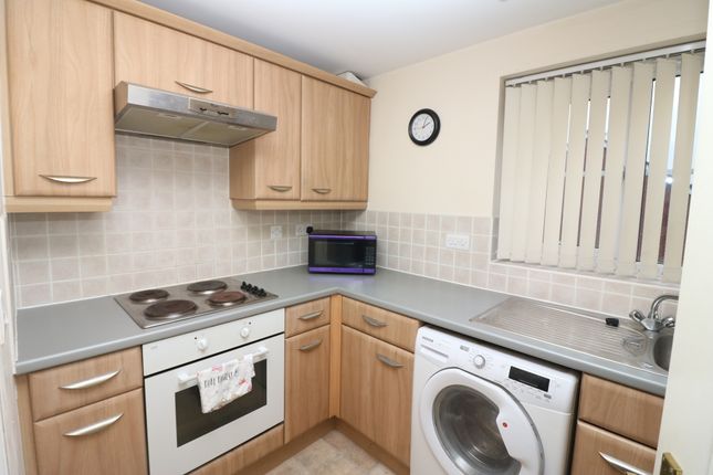 Thumbnail Flat to rent in Moat House Way, Conisbrough, Doncaster
