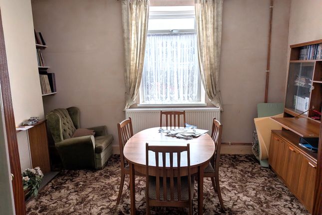 27, Mary Street, Seven Sisters photo 4