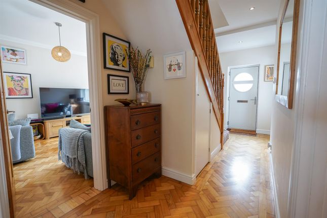 5, Slade Road, Swansea photo 4