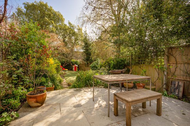 16 Blythwood Road, London photo 3