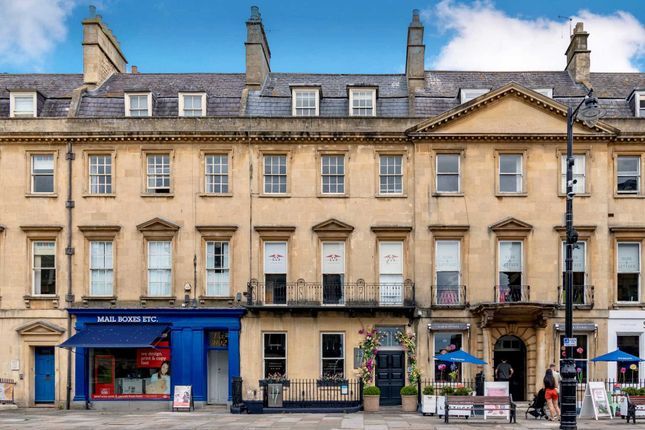 Flat to rent in Edgar Buildings, Bath