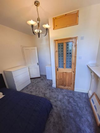 Quadrant road, Thornton Heath photo 5