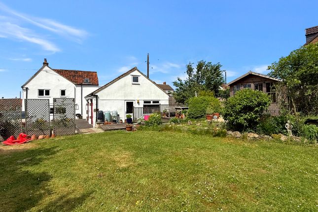 18, Whitecroft, Dilton Marsh photo 2