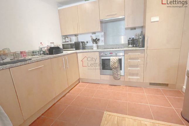Flat to rent in Hicking Building, Queens Road, City Centre