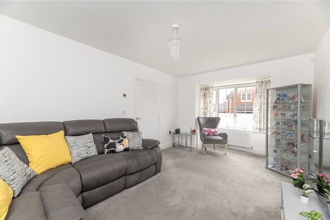 52, Wise Crescent, Leeds photo 2