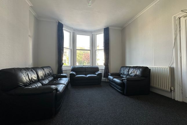 62, Leamington Spa photo 5