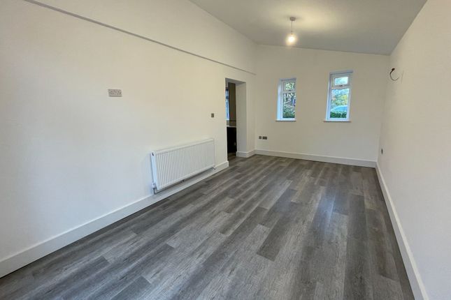 62 Oatlands Road, Manchester photo 3