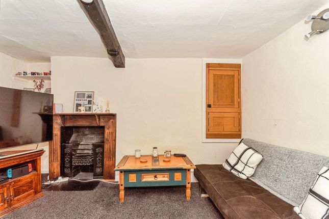 44-46, London Road, Calne photo 3