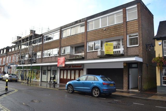 High Street, Alton GU34, retail premises for sale - 53595009 ...