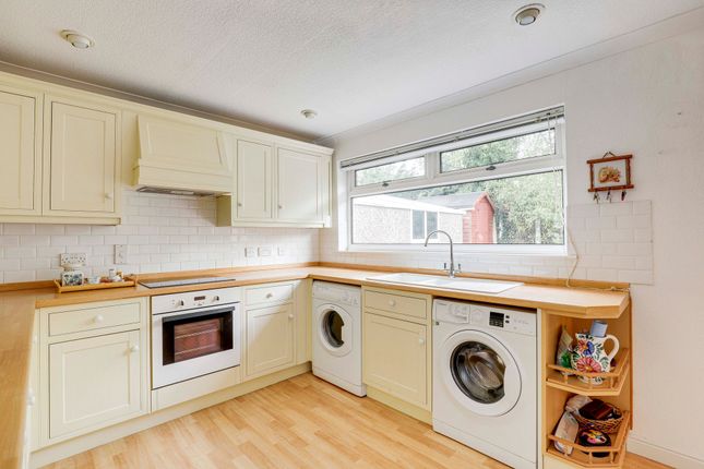 4 Old Mill Close, Nottingham photo 3