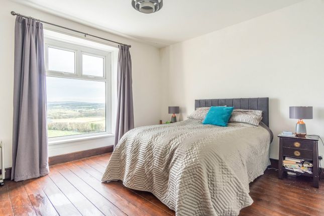 Bedroom One With Vie