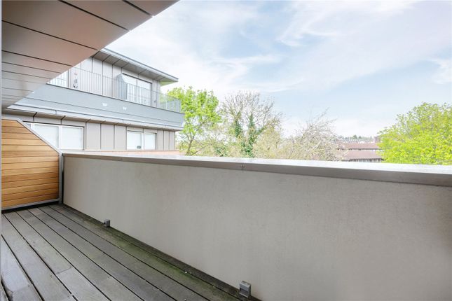 34 Beaufort Court, 65, Maygrove Road, London photo 3