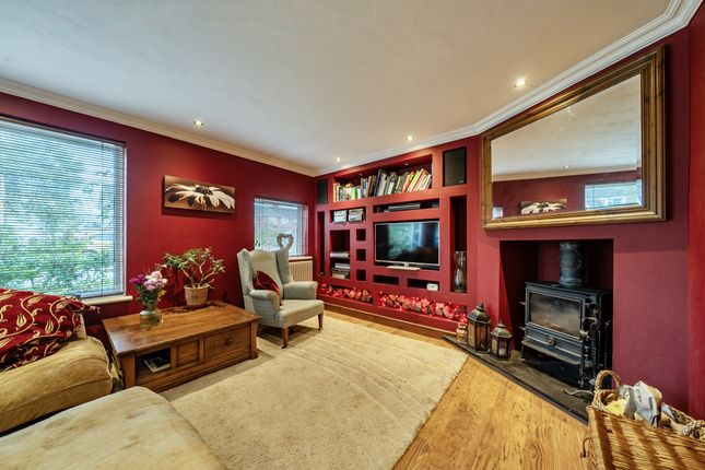 St. Marys Road, Adderbury photo 2