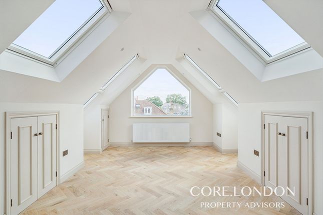 Flat 5, 32, Creffield Road, London photo 2