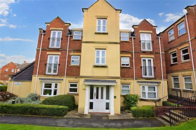 Flat for sale in Whitehall Green, Leeds, West Yorkshire