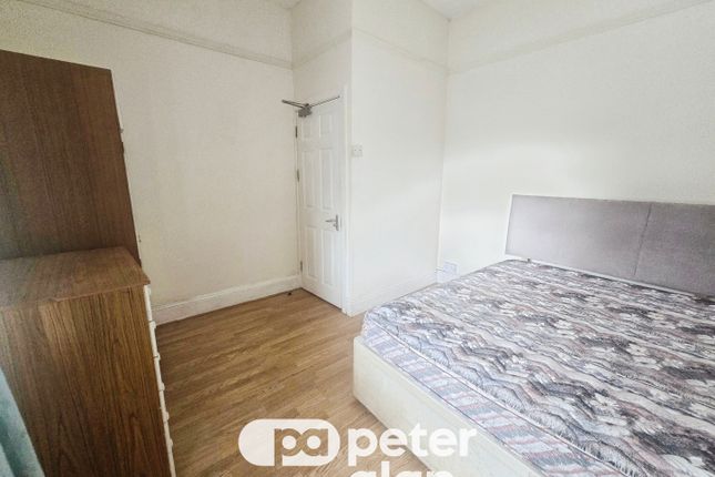 32A, Swansea photo 5