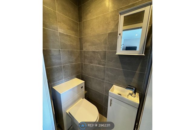 Scott Lidgett Road, Stoke-On-Trent photo 4