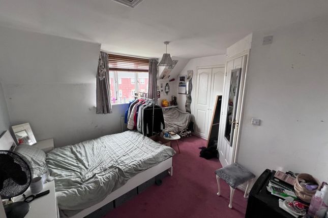 Mews house to rent in Madison Gardens, Westhoughton, Bolton